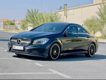 Mercedes-Benz  CLA  250  2016  Automatic  136,000 Km  4 Cylinder  Rear Wheel Drive (RWD)  Sedan  Blue