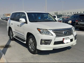 Lexus  LX  570  2012  Automatic  249,000 Km  8 Cylinder  Four Wheel Drive (4WD)  SUV  White