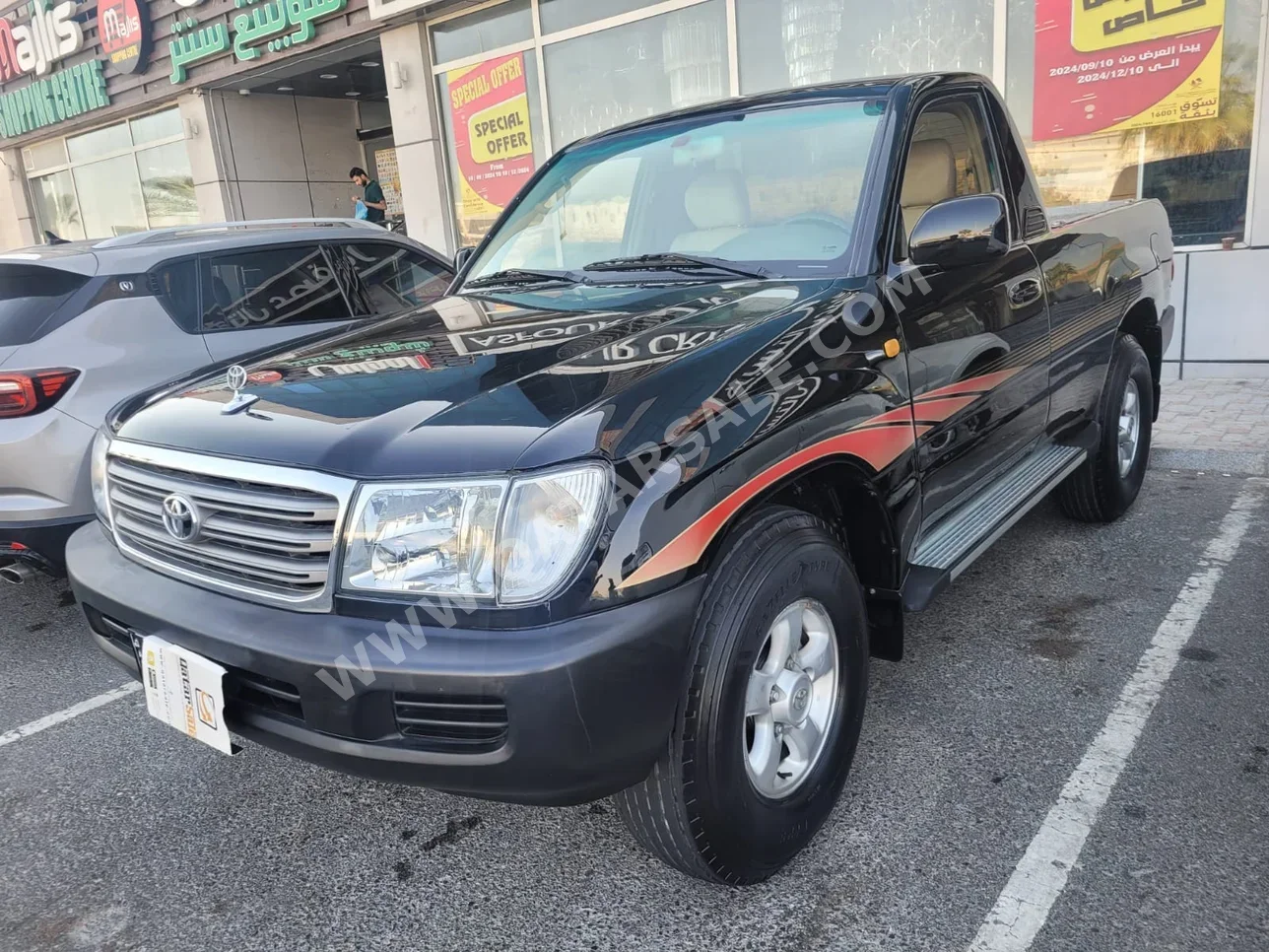 Toyota  Land Cruiser  G  2000  Manual  162,000 Km  6 Cylinder  Four Wheel Drive (4WD)  Pick Up  Black