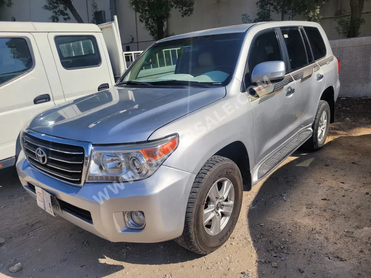 Toyota  Land Cruiser  GXR  2009  Automatic  475,000 Km  6 Cylinder  Four Wheel Drive (4WD)  SUV  Silver