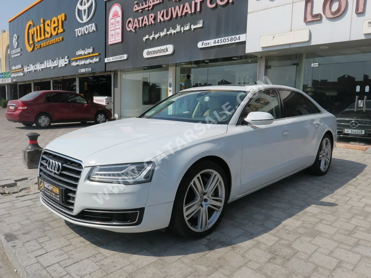 Audi  A8  L  2016  Automatic  120,000 Km  6 Cylinder  All Wheel Drive (AWD)  Sedan  White