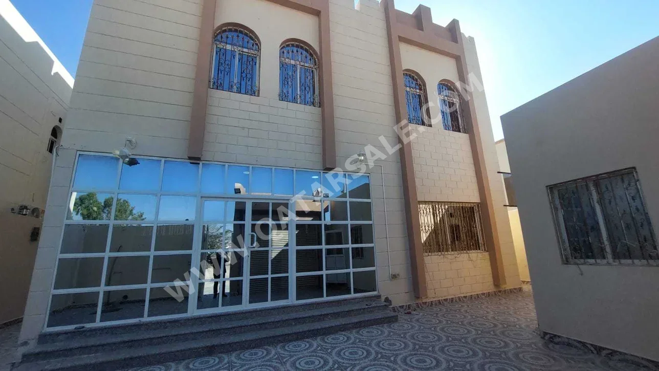 Family Residential  - Not Furnished  - Umm Salal  - Umm Salal Ali  - 6 Bedrooms