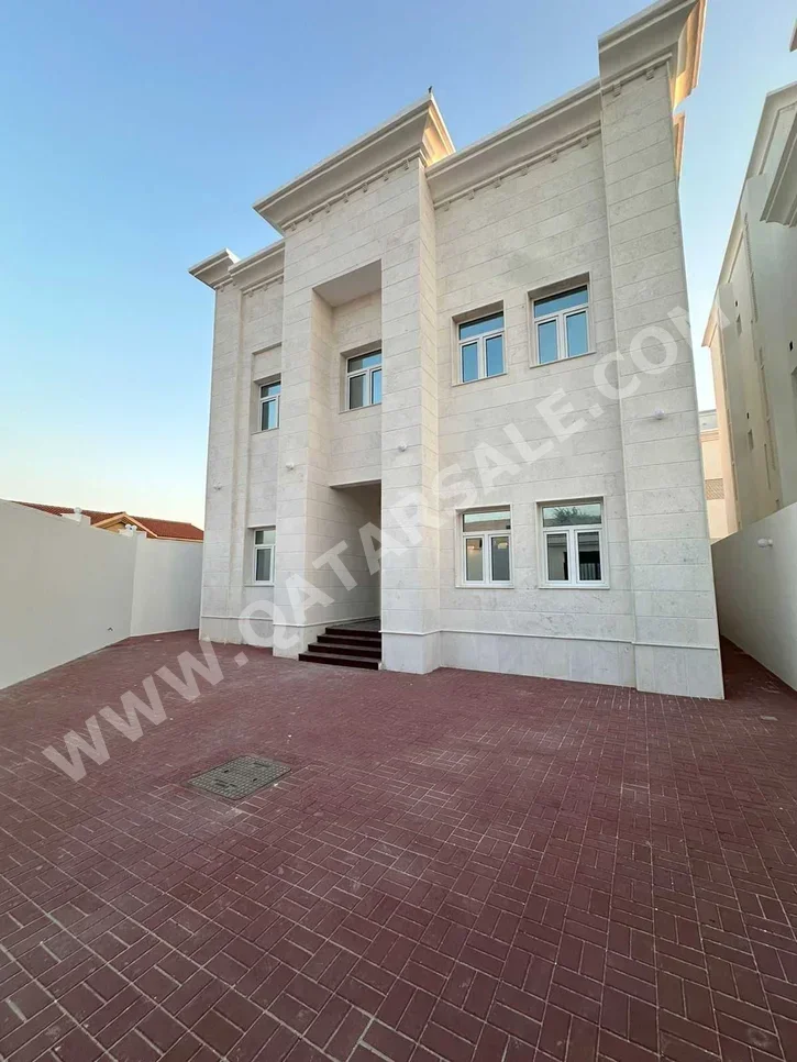 Family Residential  - Not Furnished  - Umm Salal  - Umm Ebairiya  - 7 Bedrooms