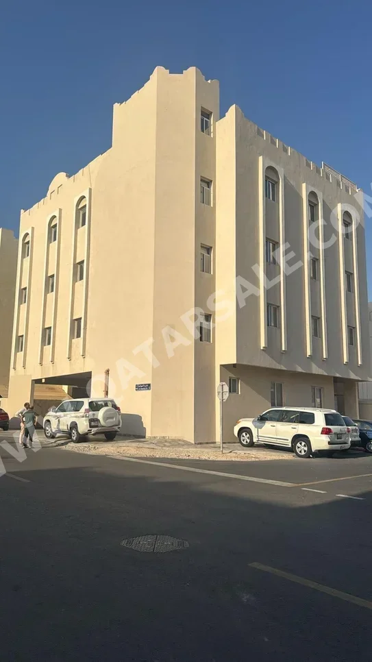 Buildings, Towers & Compounds - Family Residential  - Doha  - Old Airport  For Sale