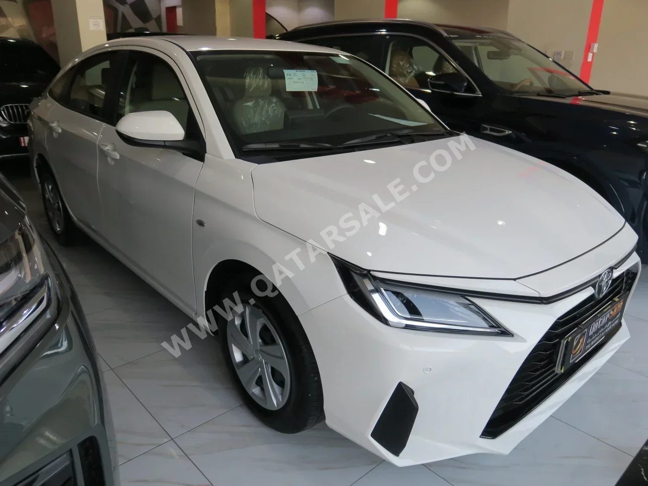 Toyota  Yaris  2024  Automatic  260 Km  4 Cylinder  Front Wheel Drive (FWD)  Sedan  White  With Warranty