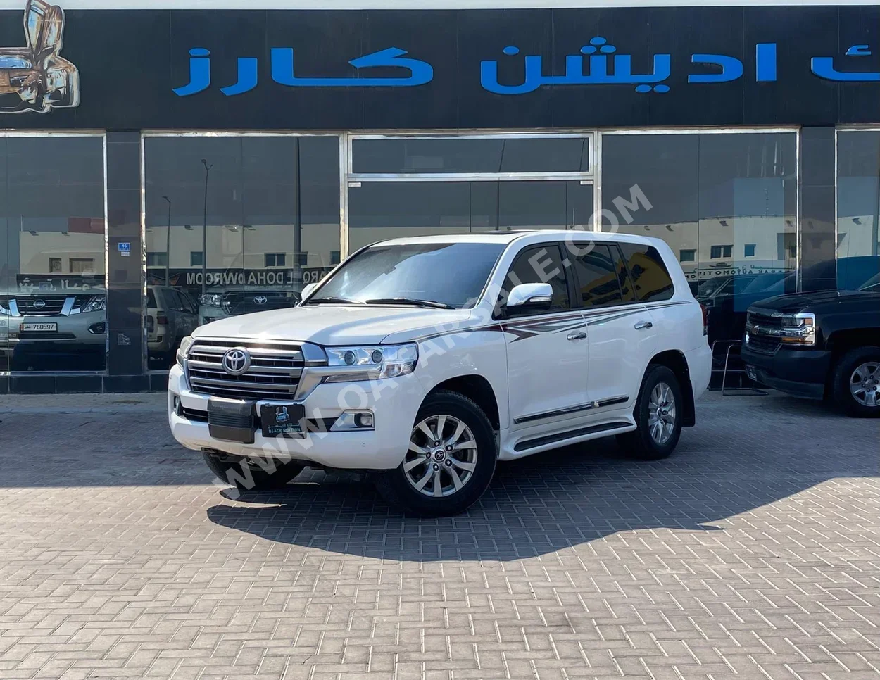 Toyota  Land Cruiser  GXR  2018  Automatic  173,000 Km  8 Cylinder  Four Wheel Drive (4WD)  SUV  White