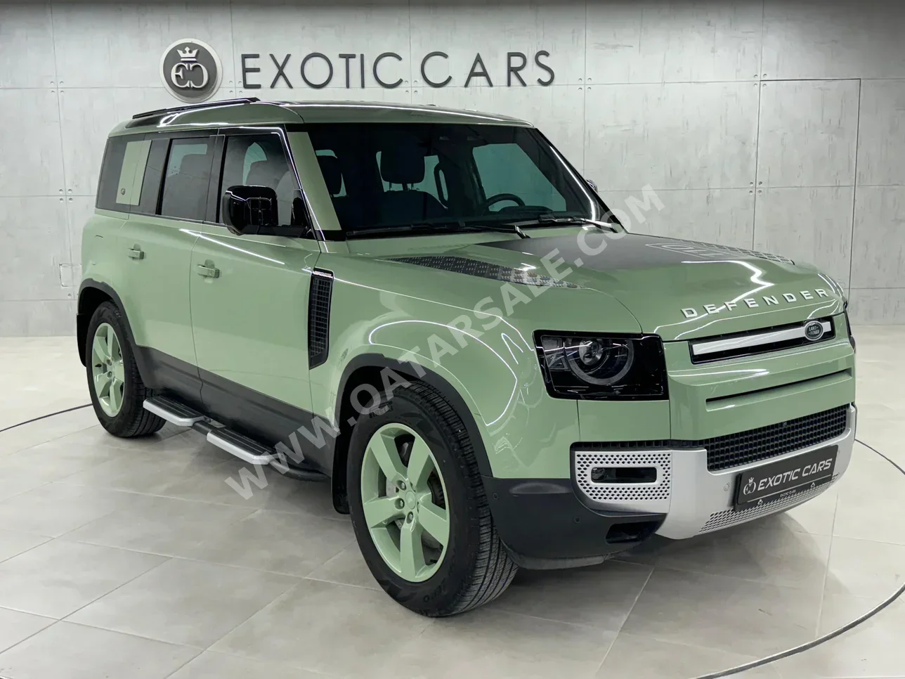 Land Rover  Defender  75th Limited Edition  2023  Automatic  33,000 Km  6 Cylinder  Four Wheel Drive (4WD)  SUV  Green  With Warranty