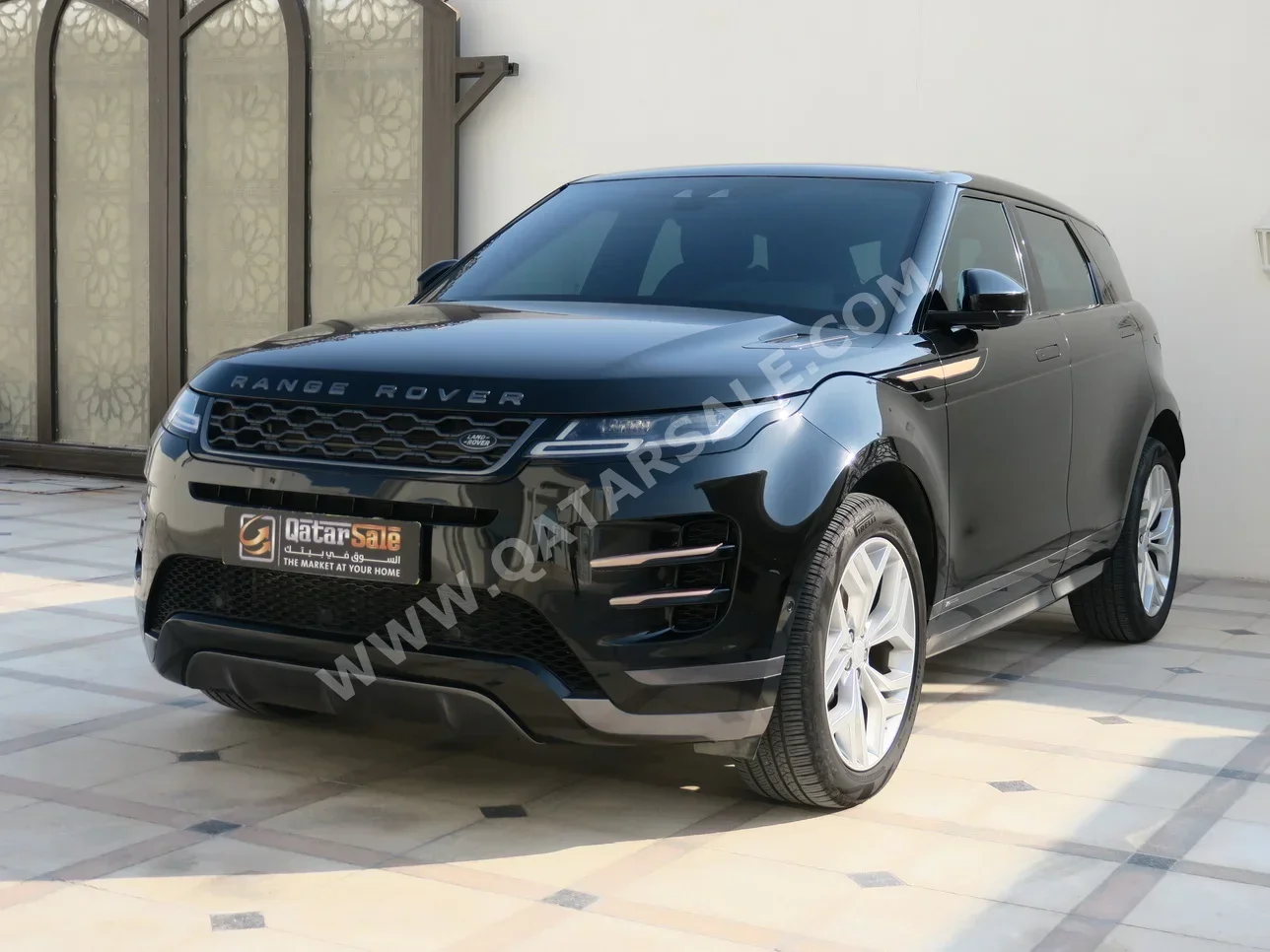 Land Rover  Evoque  2020  Automatic  49,000 Km  4 Cylinder  Four Wheel Drive (4WD)  SUV  Black  With Warranty