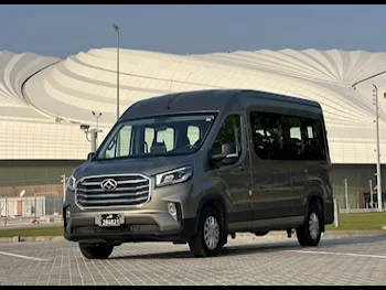 Maxus  DELIVER 9  2022  Manual  121,650 Km  4 Cylinder  Rear Wheel Drive (RWD)  Van / Bus  Gray