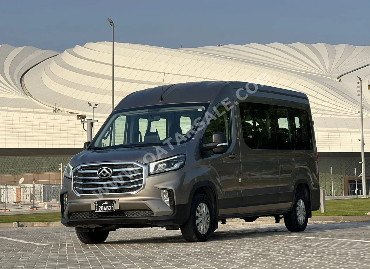 Maxus  DELIVER 9  2022  Manual  121,650 Km  4 Cylinder  Rear Wheel Drive (RWD)  Van / Bus  Gray