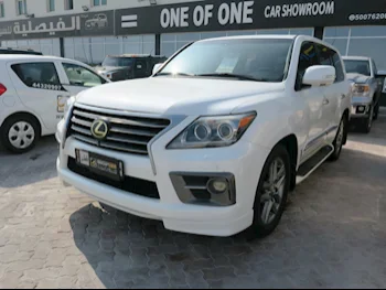 Lexus  LX  570  2011  Automatic  329,000 Km  8 Cylinder  Four Wheel Drive (4WD)  SUV  White