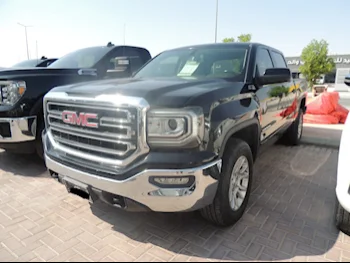 GMC  Sierra  SLE  2018  Automatic  114,000 Km  8 Cylinder  Four Wheel Drive (4WD)  Pick Up  Black