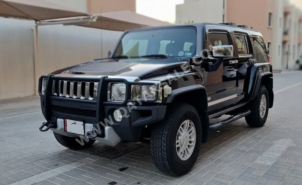 Hummer  H3  2009  Automatic  150,000 Km  5 Cylinder  Four Wheel Drive (4WD)  SUV  Black