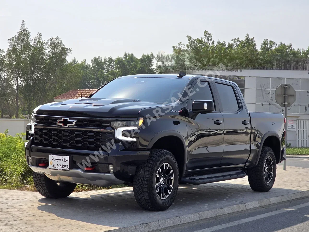 Chevrolet  Silverado  ZR 2  2024  Automatic  10,000 Km  8 Cylinder  Four Wheel Drive (4WD)  Pick Up  Black  With Warranty