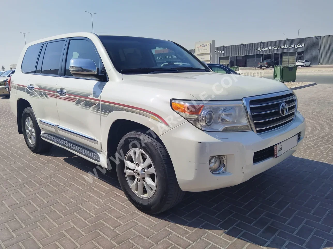 Toyota  Land Cruiser  GXR  2013  Automatic  236,000 Km  8 Cylinder  Four Wheel Drive (4WD)  SUV  White