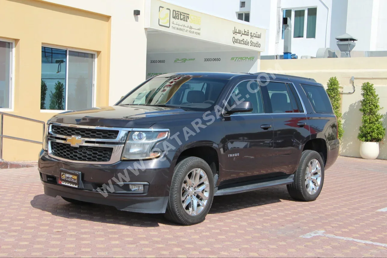 Chevrolet  Tahoe  LT  2017  Automatic  220,000 Km  8 Cylinder  Four Wheel Drive (4WD)  SUV  Gray