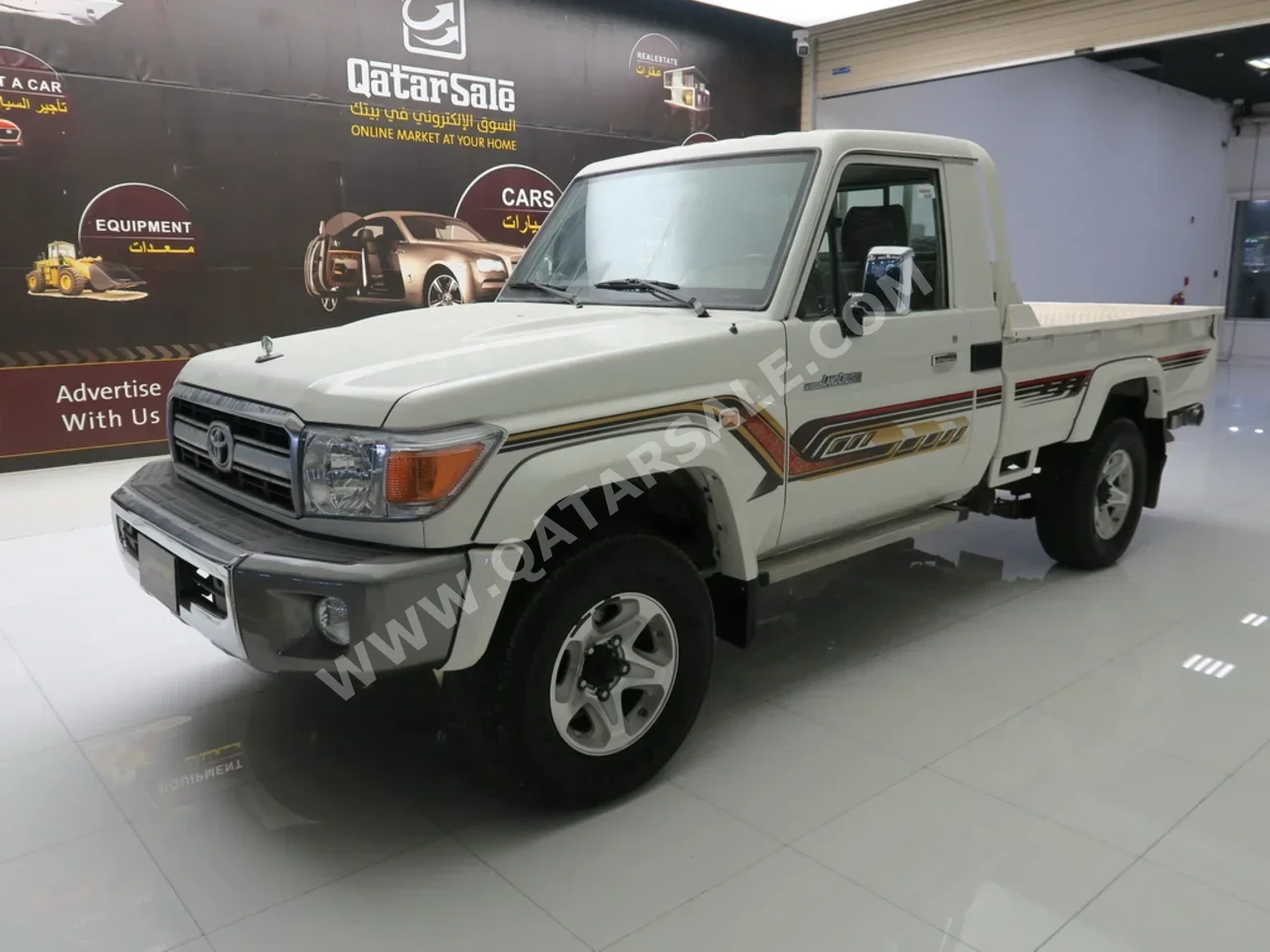 Toyota  Land Cruiser  LX  2021  Manual  129,000 Km  6 Cylinder  Four Wheel Drive (4WD)  Pick Up  White
