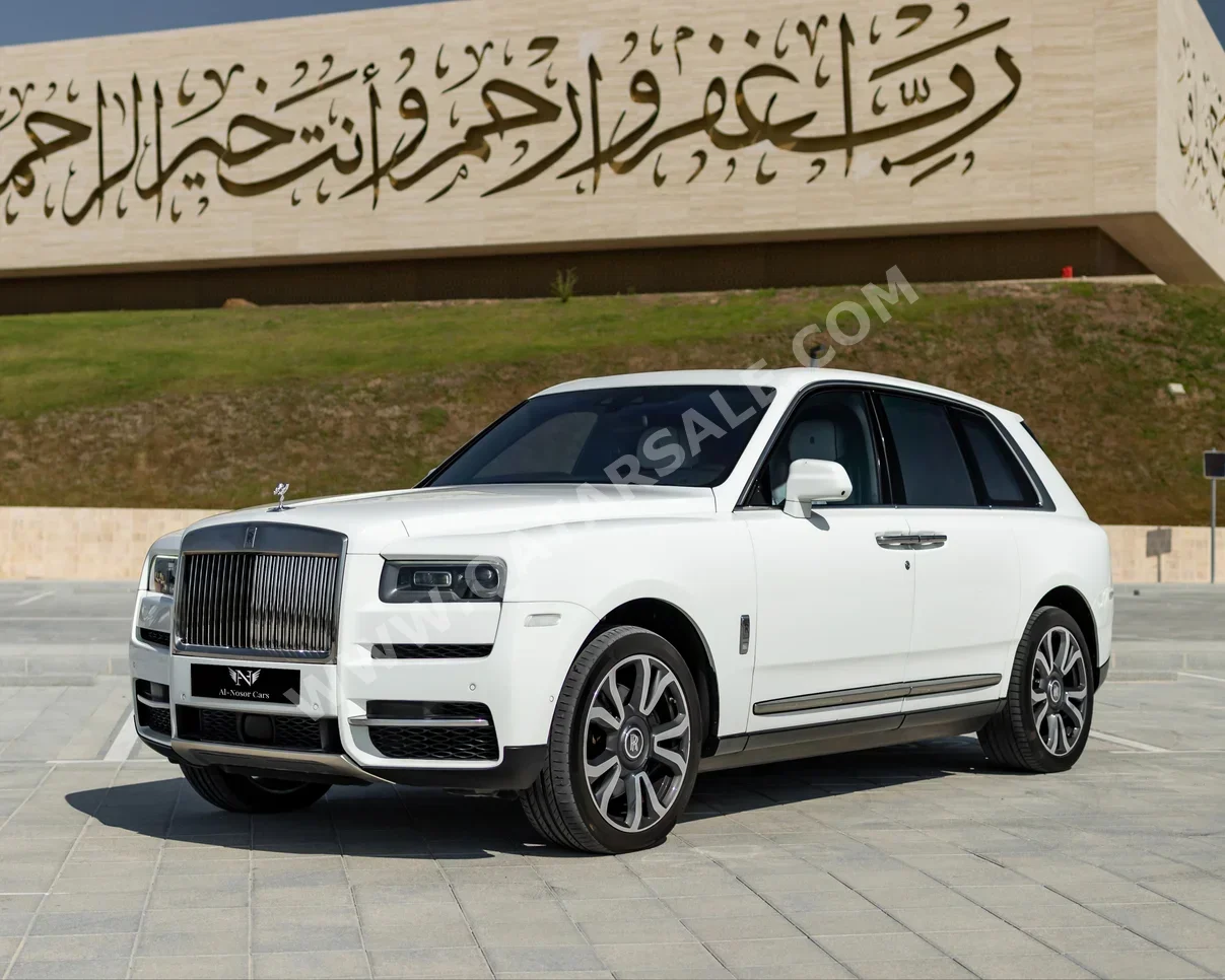 Rolls-Royce  Cullinan  2021  Automatic  21,000 Km  12 Cylinder  Four Wheel Drive (4WD)  SUV  White