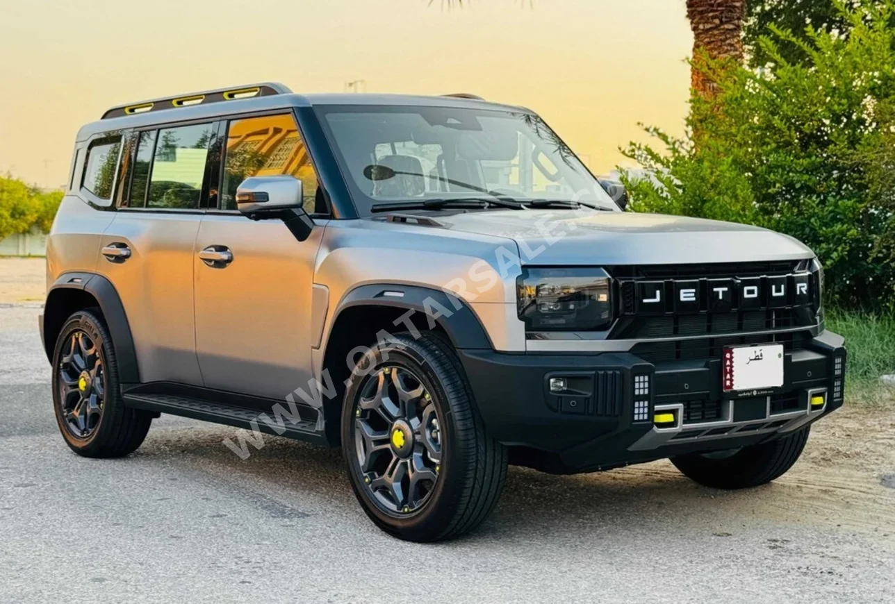 Jetour  T2  Luxury Plus  2025  Tiptronic  0 Km  4 Cylinder  All Wheel Drive (AWD)  SUV  Gray Matte  With Warranty