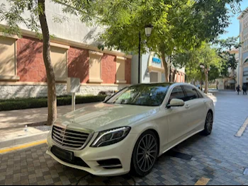 Mercedes-Benz  S-Class  500  2015  Automatic  105,000 Km  8 Cylinder  Rear Wheel Drive (RWD)  Sedan  White