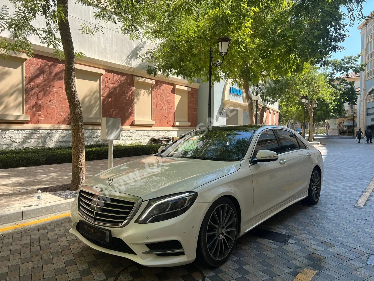 Mercedes-Benz  S-Class  500  2015  Automatic  105,000 Km  8 Cylinder  Rear Wheel Drive (RWD)  Sedan  White