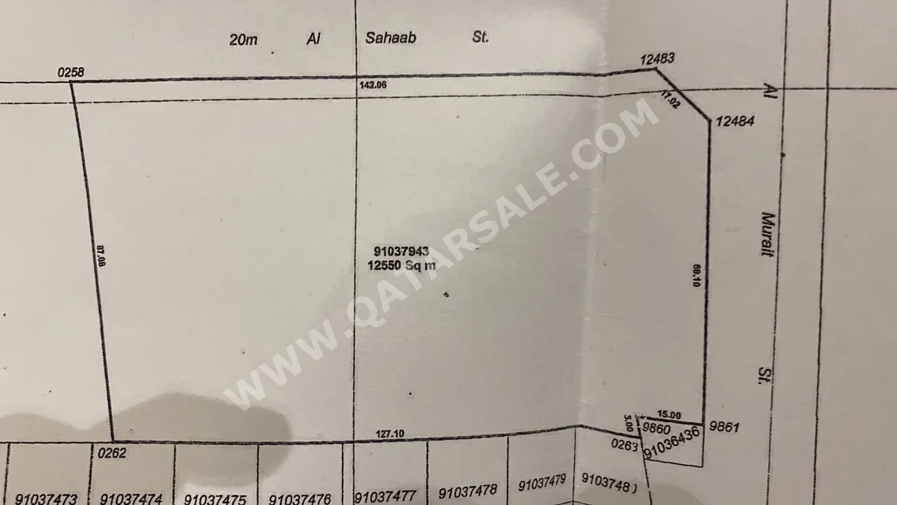 اراضي للبيع في الوكرة  - الوكير  -المساحة 12٬550 متر مربع