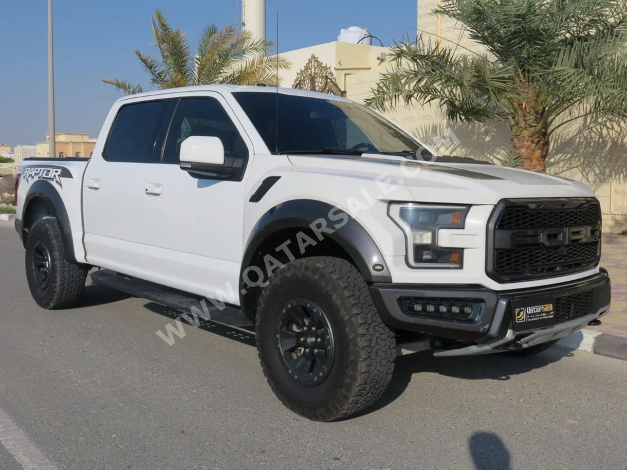 Ford  Raptor  2017  Automatic  109,000 Km  6 Cylinder  Four Wheel Drive (4WD)  Pick Up  White