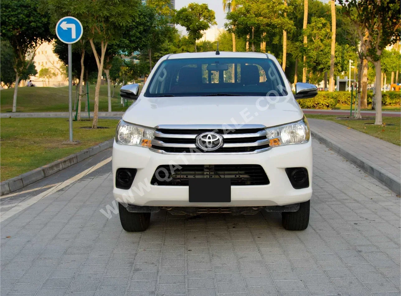 Toyota  Hilux  2020  Automatic  161,015 Km  4 Cylinder  Four Wheel Drive (4WD)  Pick Up  White