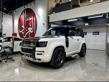 Land Rover  Defender  110 HSE  2021  Automatic  70,000 Km  6 Cylinder  Four Wheel Drive (4WD)  SUV  White  With Warranty