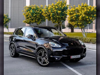 Porsche  Cayenne  S  2016  Automatic  59,000 Km  6 Cylinder  Four Wheel Drive (4WD)  SUV  Black