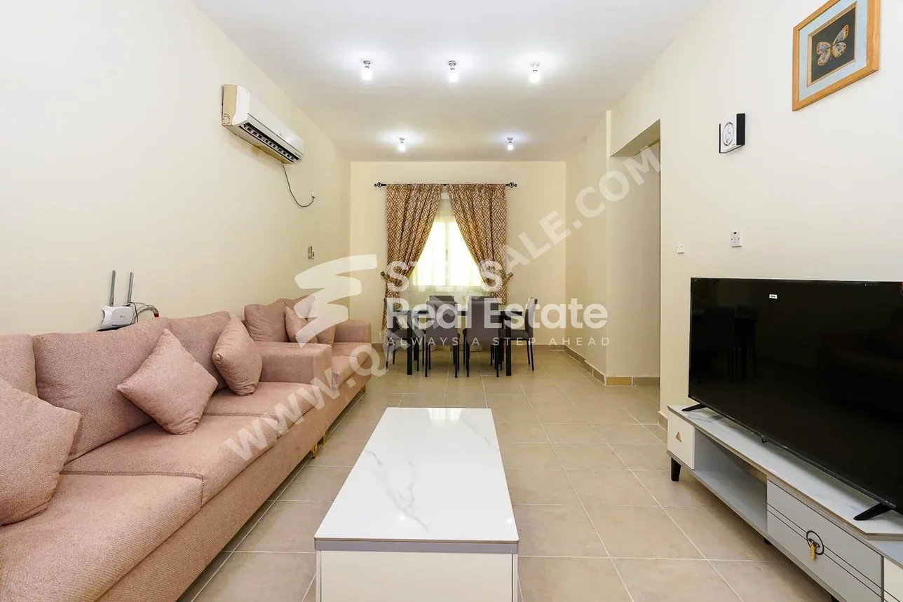 2 Bedrooms  Apartment  in Doha -  Al Mansoura  Fully Furnished