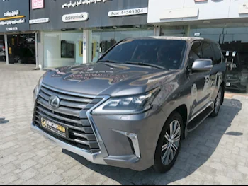 Lexus  LX  570  2016  Automatic  160,000 Km  8 Cylinder  Four Wheel Drive (4WD)  SUV  Gray