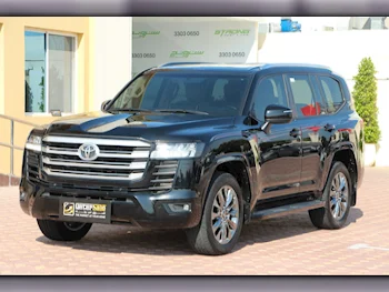 Toyota  Land Cruiser  GXR Twin Turbo  2022  Automatic  16,000 Km  6 Cylinder  Four Wheel Drive (4WD)  SUV  Black  With Warranty