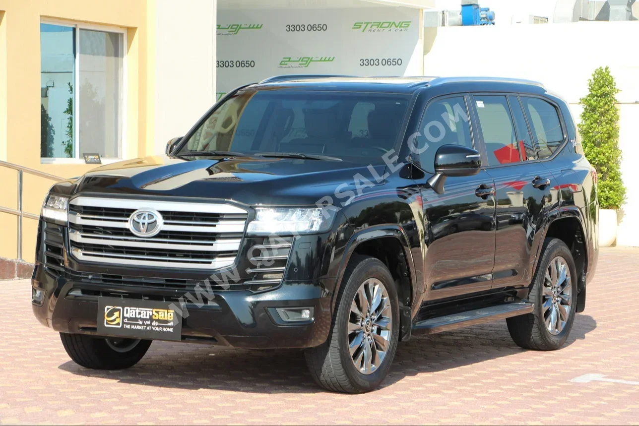 Toyota  Land Cruiser  GXR Twin Turbo  2022  Automatic  16,000 Km  6 Cylinder  Four Wheel Drive (4WD)  SUV  Black  With Warranty