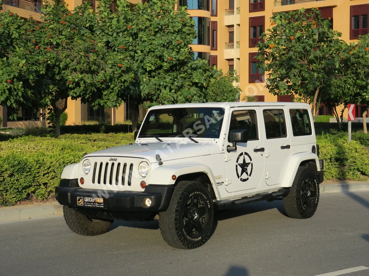 Jeep  Wrangler  Sahara  2013  Automatic  117٬000 Km  6 Cylinder  Four Wheel Drive (4WD)  SUV  White