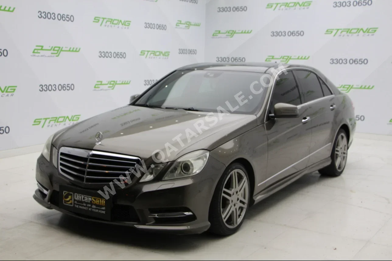 Mercedes-Benz  E-Class  300  2013  Automatic  197,000 Km  6 Cylinder  Rear Wheel Drive (RWD)  Sedan  Gray