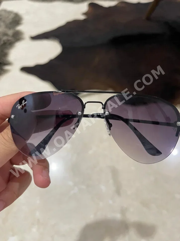 Ray.Ban  Sunglasses  Black  Oval  Progressive  Italy  for Unisex