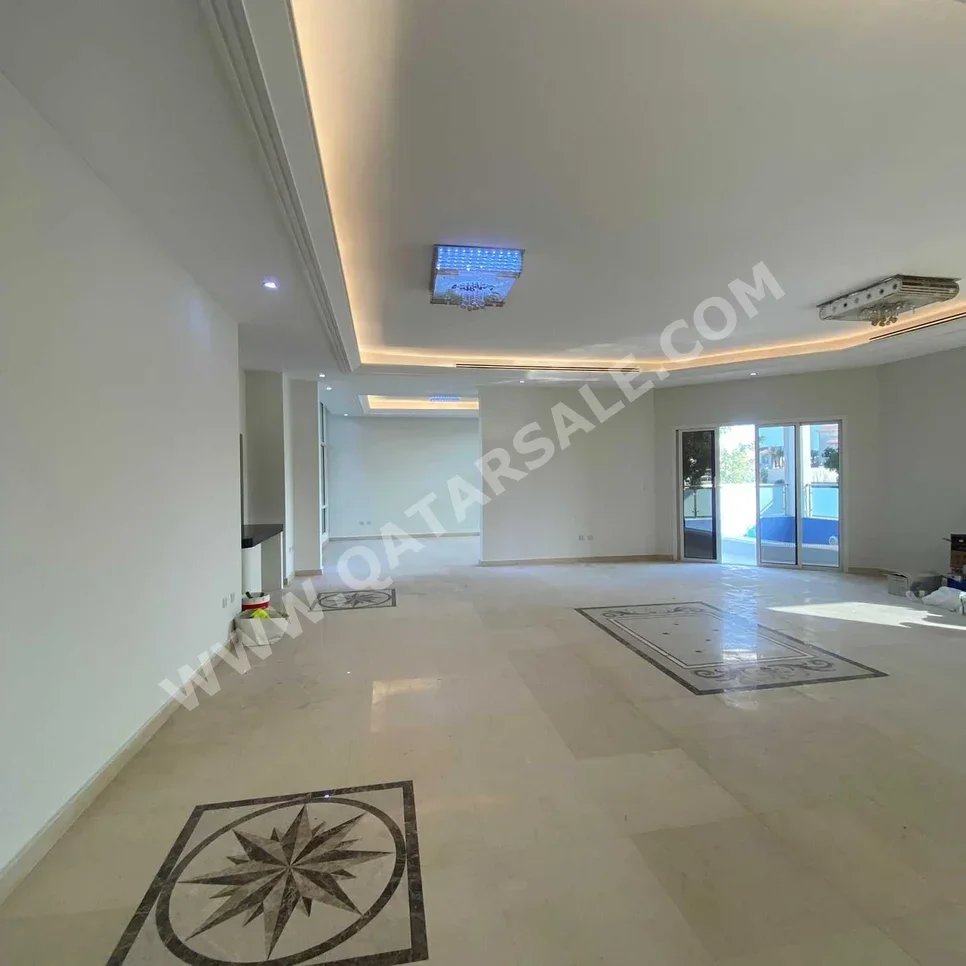 Family Residential  - Not Furnished  - Doha  - Lejbailat  - 7 Bedrooms