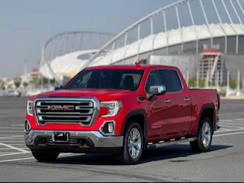 GMC  Sierra  SLT  2021  Automatic  67,000 Km  8 Cylinder  Four Wheel Drive (4WD)  Pick Up  Red