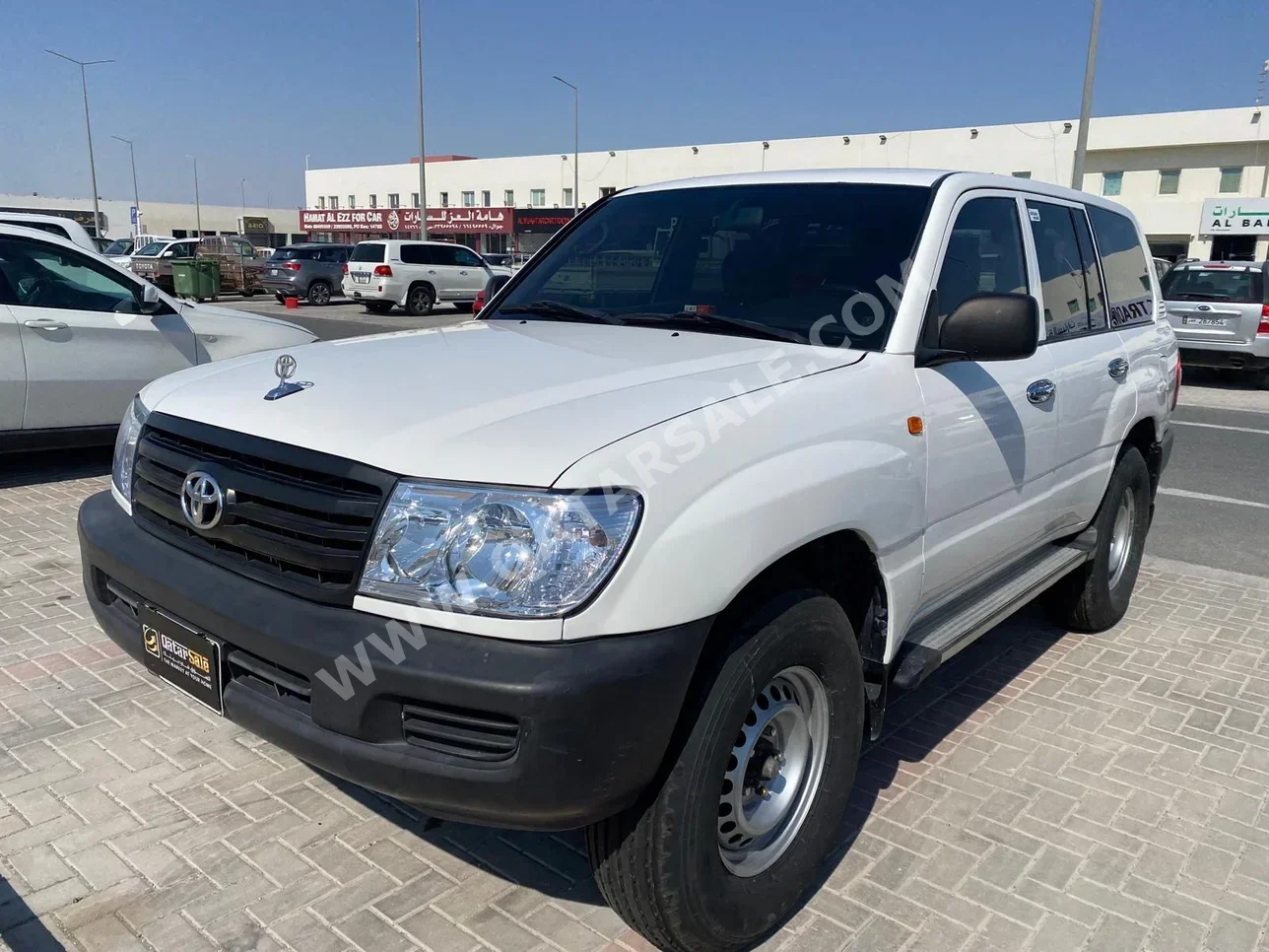 Toyota  Land Cruiser  G  2007  Manual  365,000 Km  6 Cylinder  Four Wheel Drive (4WD)  SUV  White