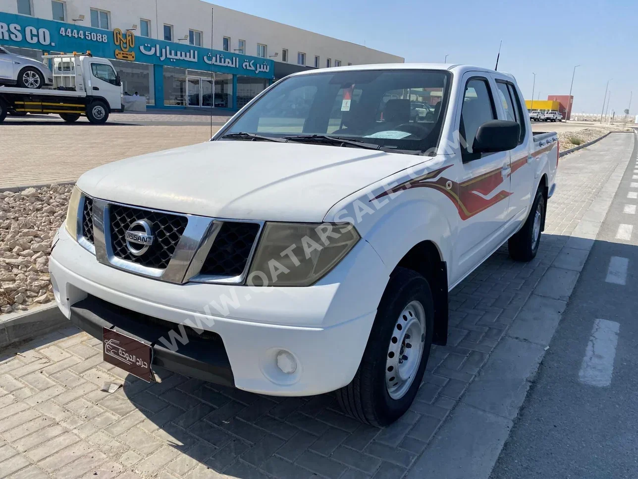 Nissan  Navara  2012  Manual  228,000 Km  4 Cylinder  Rear Wheel Drive (RWD)  Pick Up  White