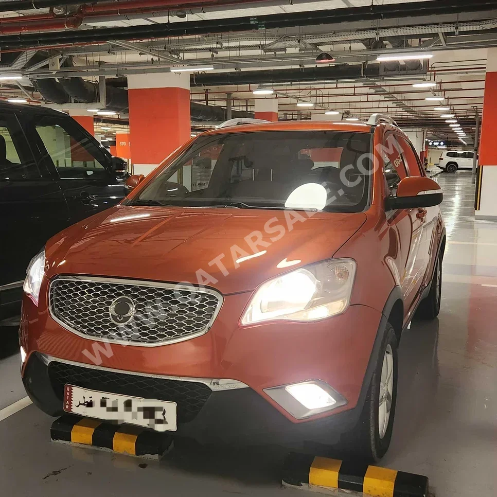 SSangyong  Korando  2013  Automatic  130,000 Km  4 Cylinder  Front Wheel Drive (FWD)  SUV  Orange