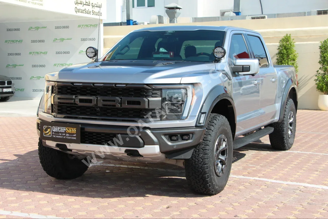 Ford  Raptor  2022  Automatic  31,000 Km  6 Cylinder  Four Wheel Drive (4WD)  Pick Up  Silver  With Warranty