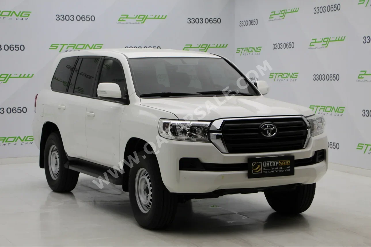 Toyota  Land Cruiser  GX  2021  Automatic  23٬000 Km  6 Cylinder  Four Wheel Drive (4WD)  SUV  White