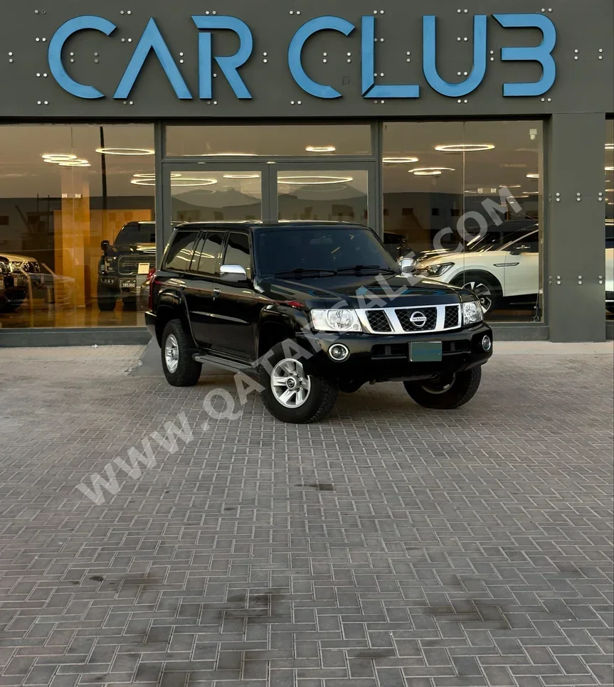 Nissan  Patrol  Safari  2021  Automatic  118٬000 Km  6 Cylinder  Four Wheel Drive (4WD)  SUV  Black