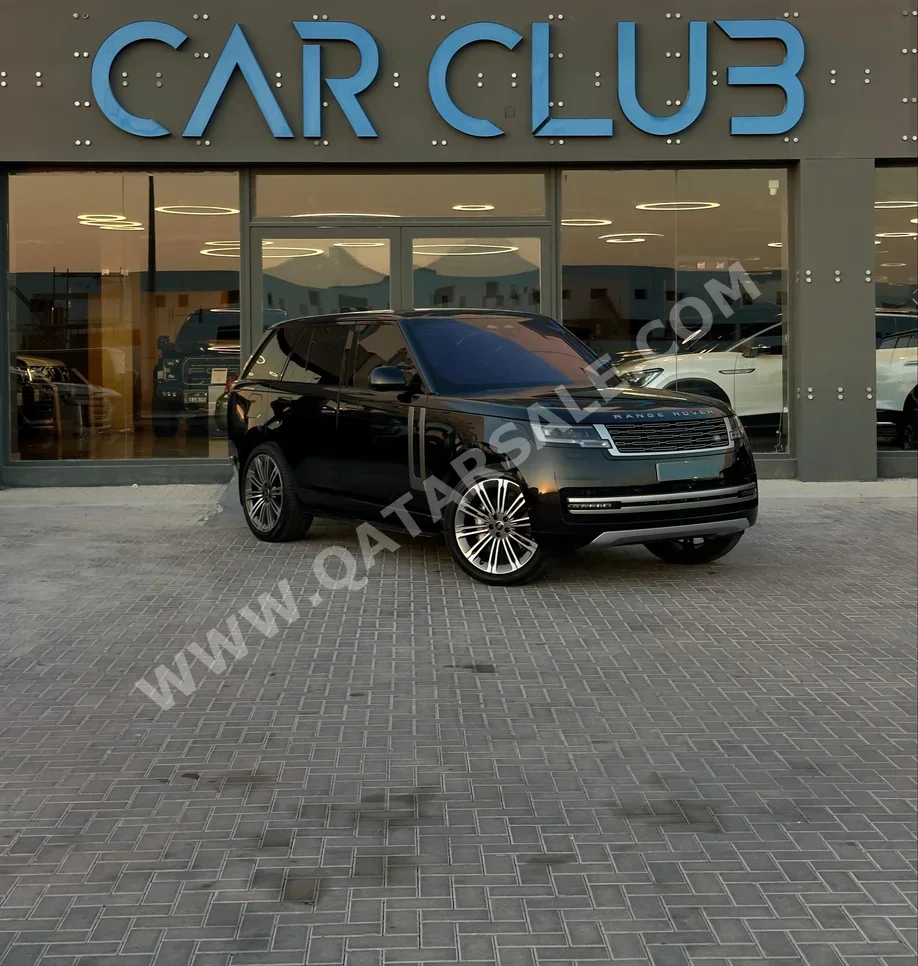 Land Rover  Range Rover  HSE  2023  Automatic  22٬000 Km  6 Cylinder  Four Wheel Drive (4WD)  SUV  Black  With Warranty