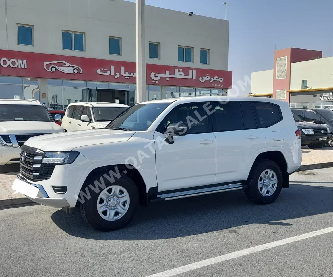 Toyota  Land Cruiser  GX  2024  Automatic  5,000 Km  6 Cylinder  Four Wheel Drive (4WD)  SUV  White  With Warranty