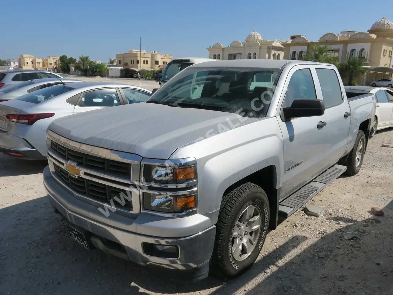 Chevrolet  Silverado  2014  Automatic  234,000 Km  8 Cylinder  Four Wheel Drive (4WD)  Pick Up  Silver