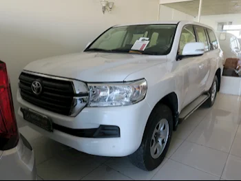 Toyota  Land Cruiser  GX  2018  Automatic  265,000 Km  6 Cylinder  Four Wheel Drive (4WD)  SUV  White