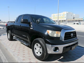 Toyota  Tundra  2008  Automatic  258,000 Km  8 Cylinder  Four Wheel Drive (4WD)  Pick Up  Black